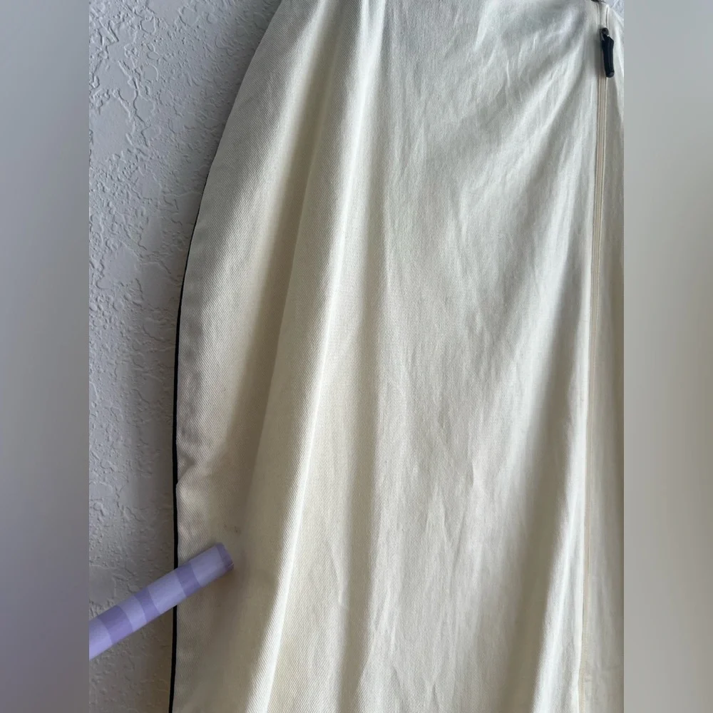 Fendi Roma Breathable Cotton Creme Colored Garment Bag‎ 40x25